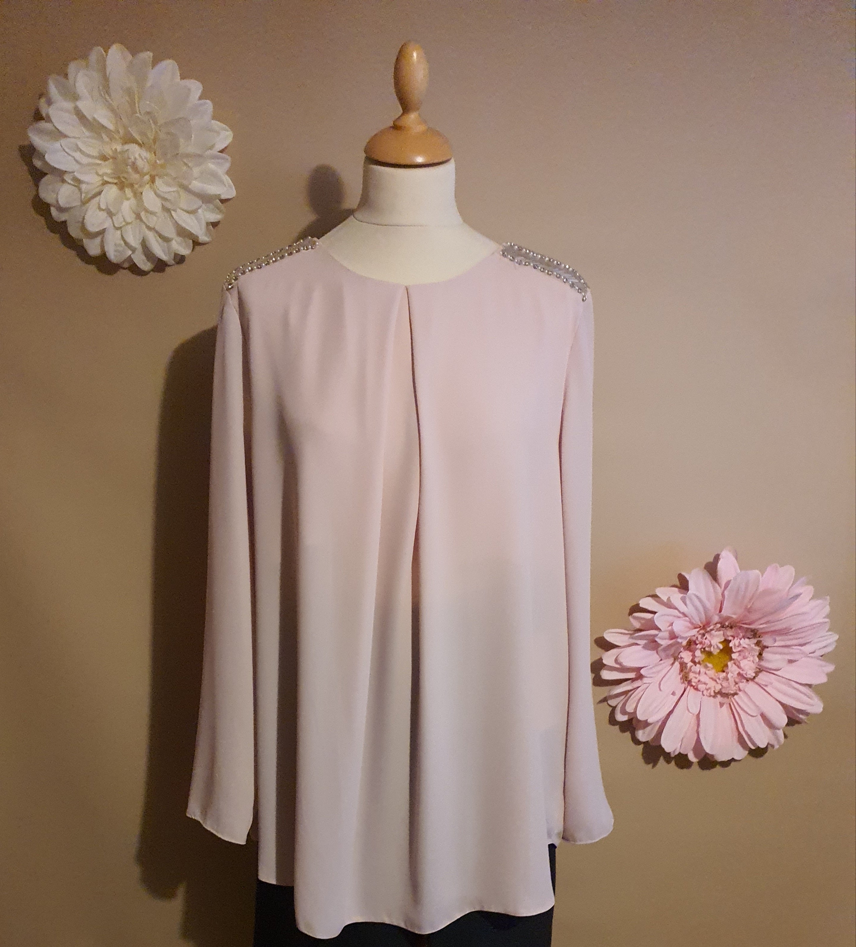 DUSKY PINK Front Pleat Sequin Shoulder Top